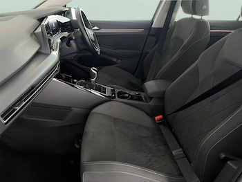 Used Volkswagen Golf 2022 for sale - 79273090: Photo