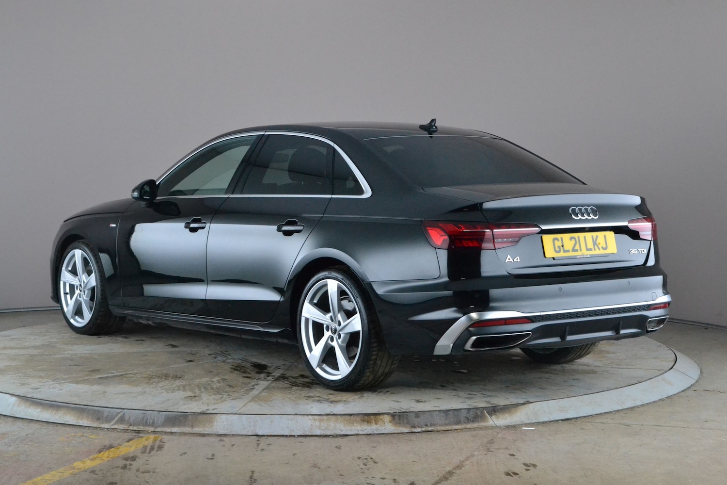 Used Audi A4 2021 for sale - 77778899: Photo 12