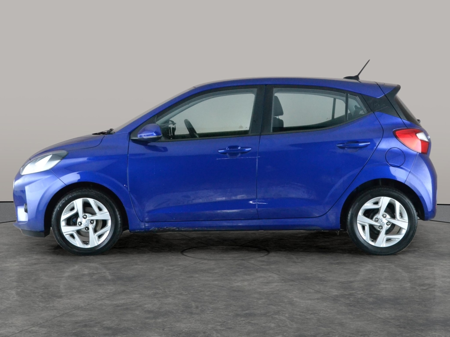 Used Hyundai i10 2023 for sale - 77543060: Photo 13
