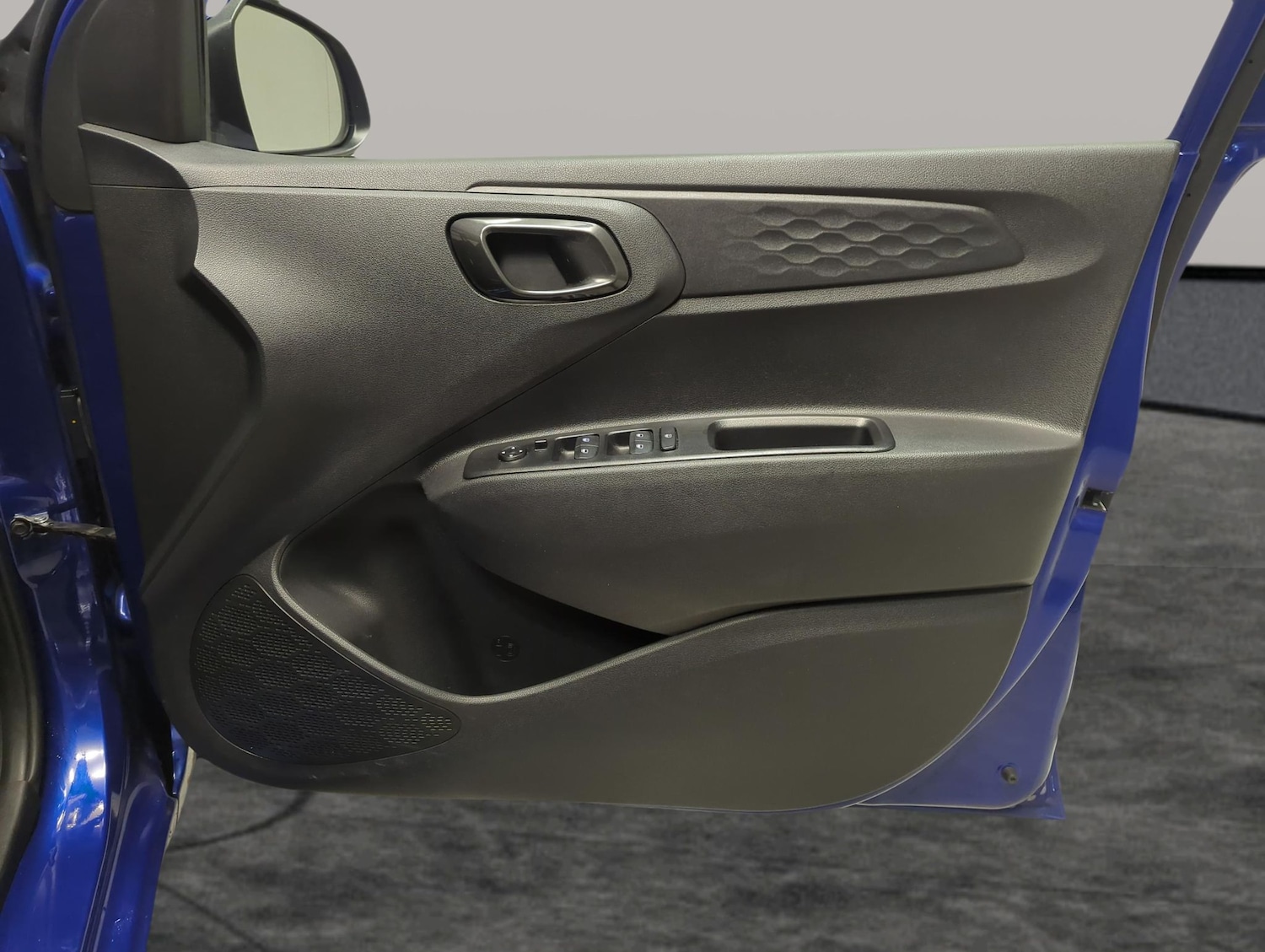 Used Hyundai i10 2023 for sale - 77543060: Photo 30