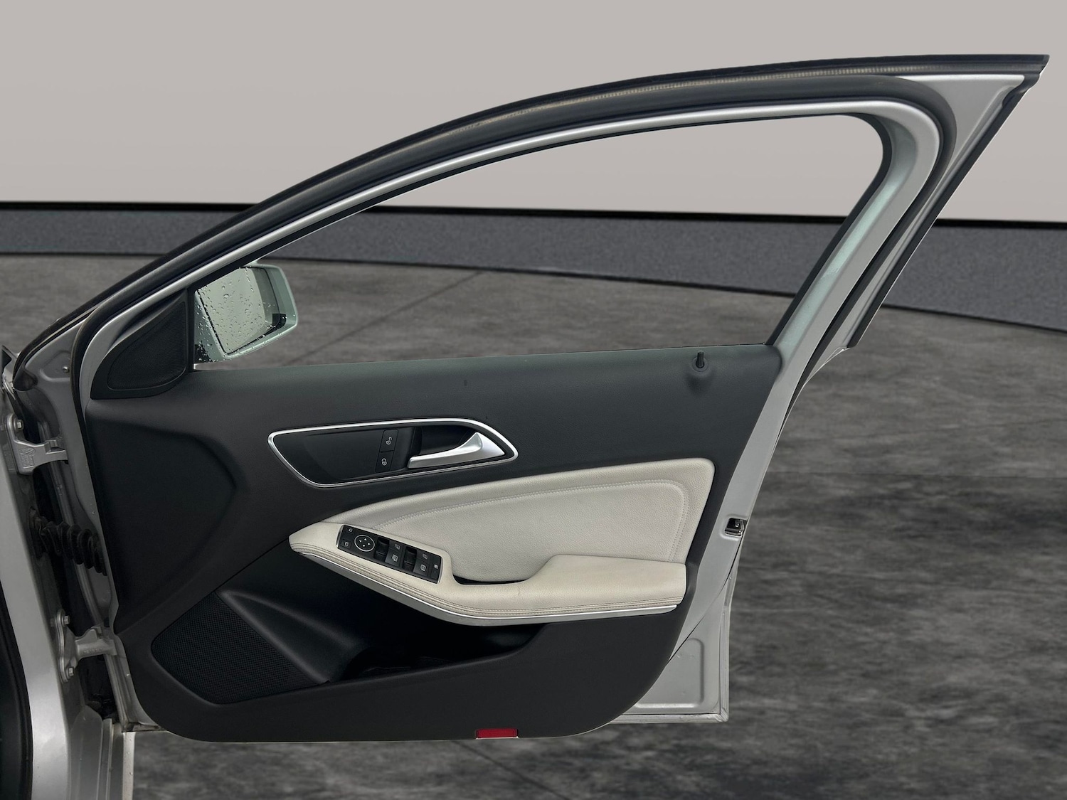 Used Mercedes-Benz A-Class 2018 for sale - 76437005: Photo 31