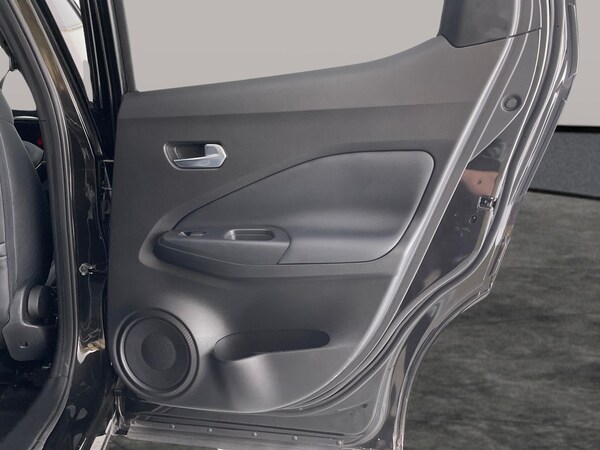 Used Nissan Juke 2022 for sale - 76240865: Photo 44