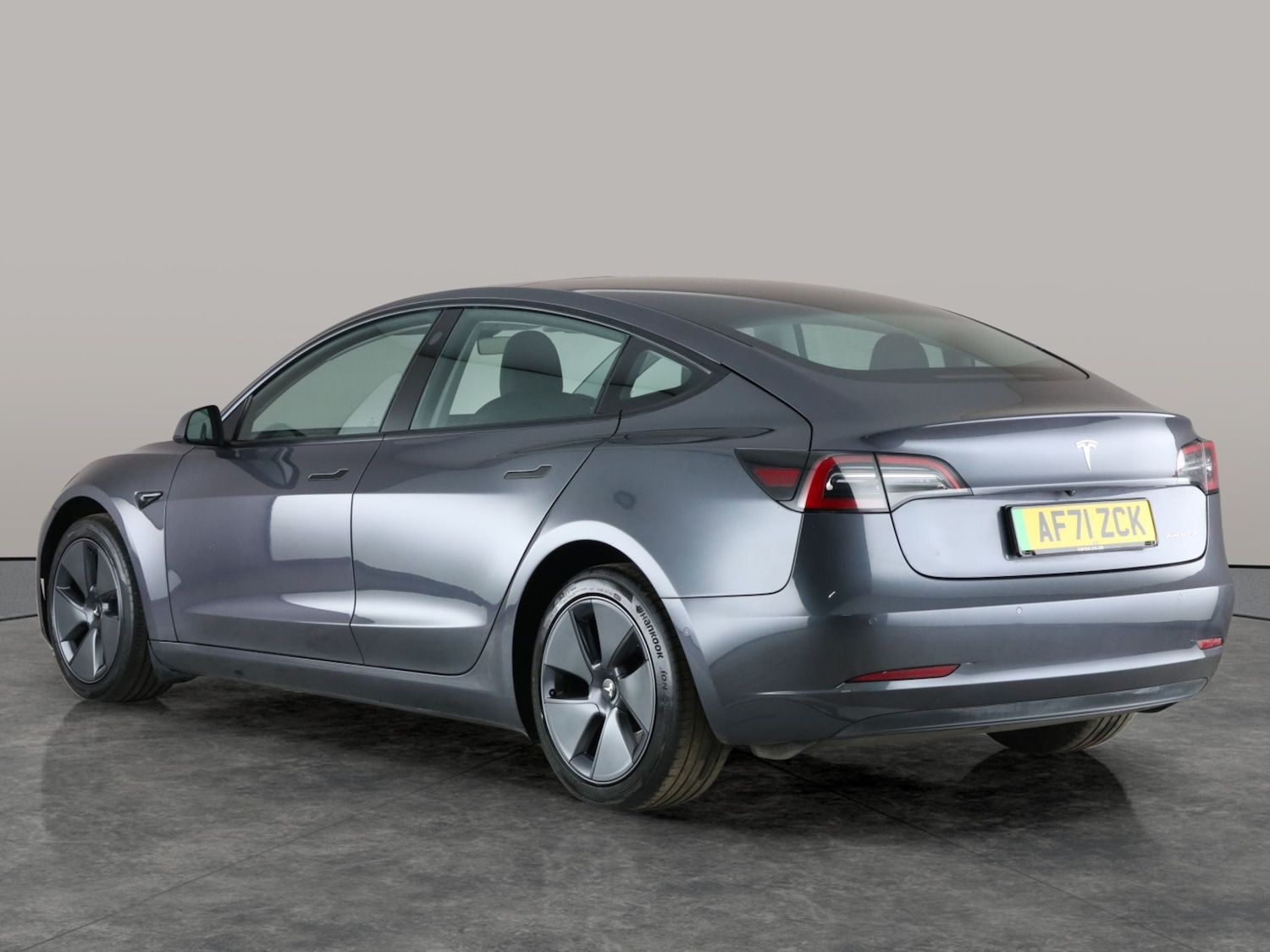 Used Tesla Model 3 2021 for sale - 76704064: Photo 14