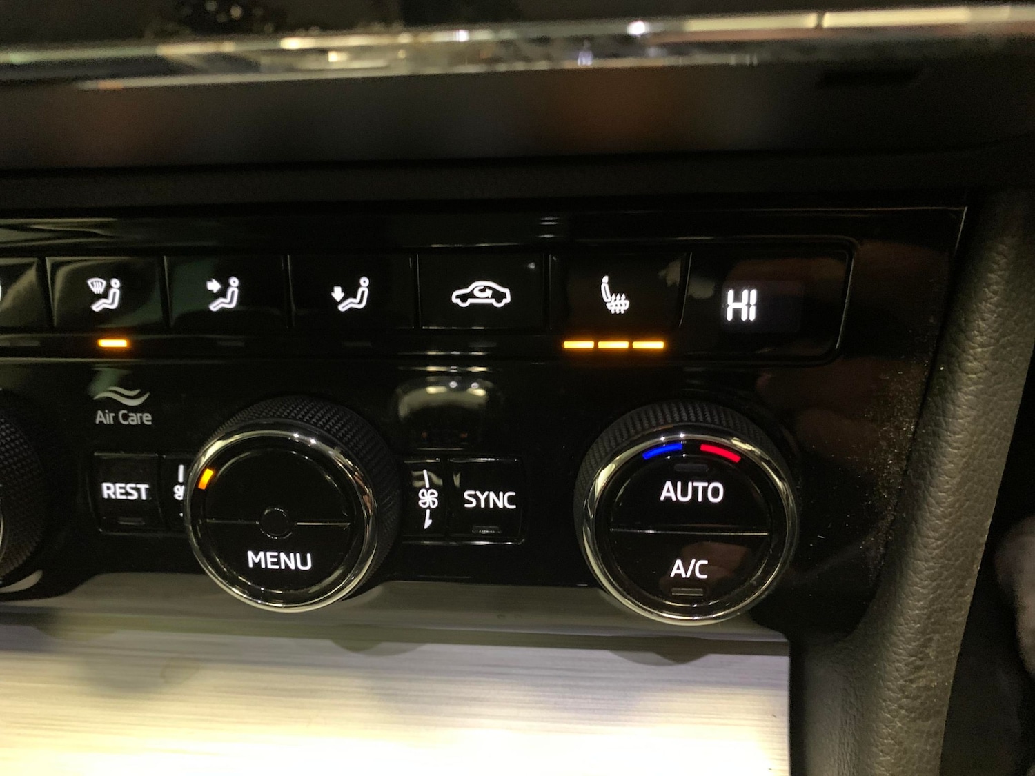 Used Skoda Superb 2023 for sale - 77316586: Photo 21