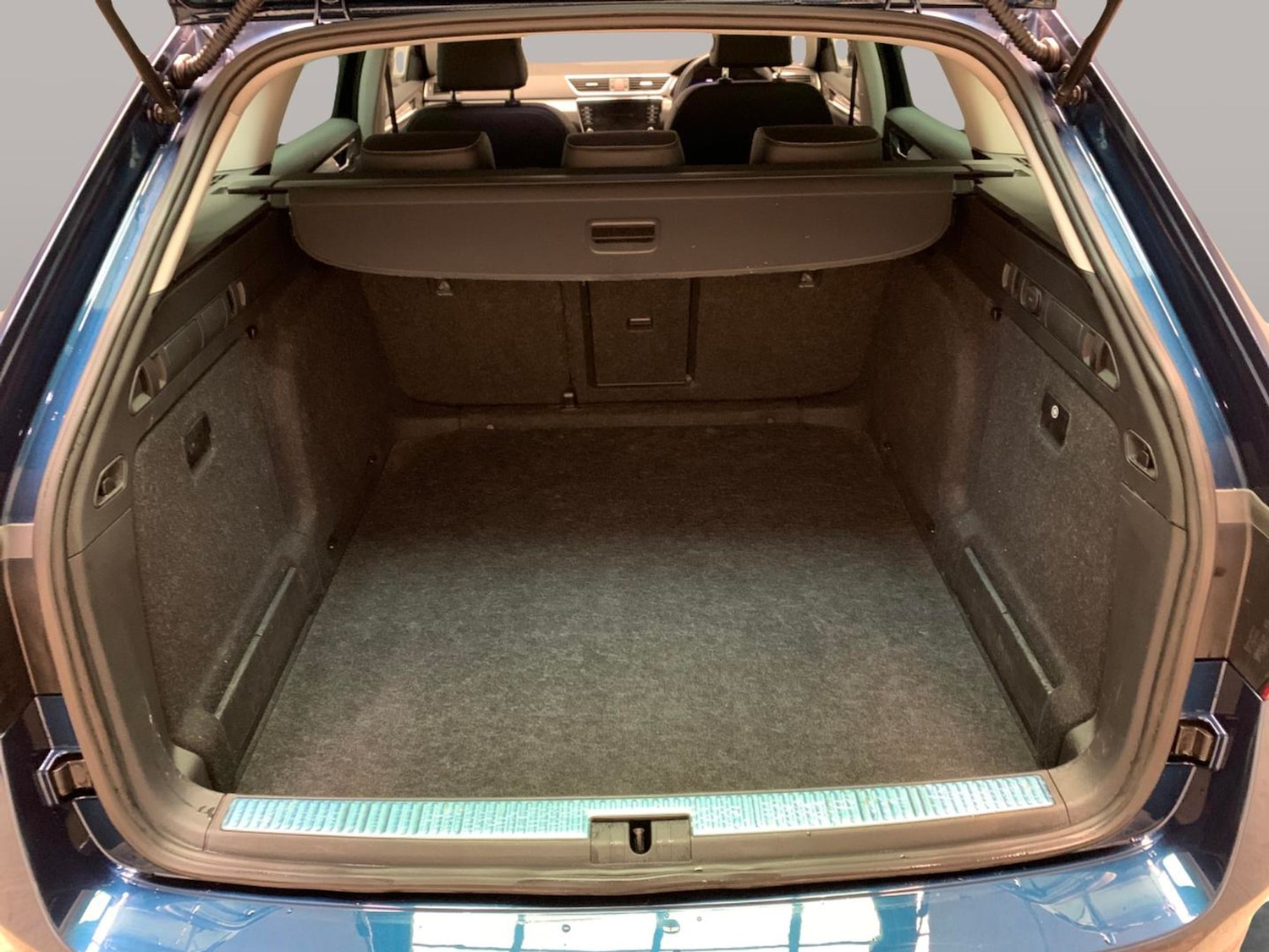 Used Skoda Superb 2023 for sale - 77316586: Photo 33