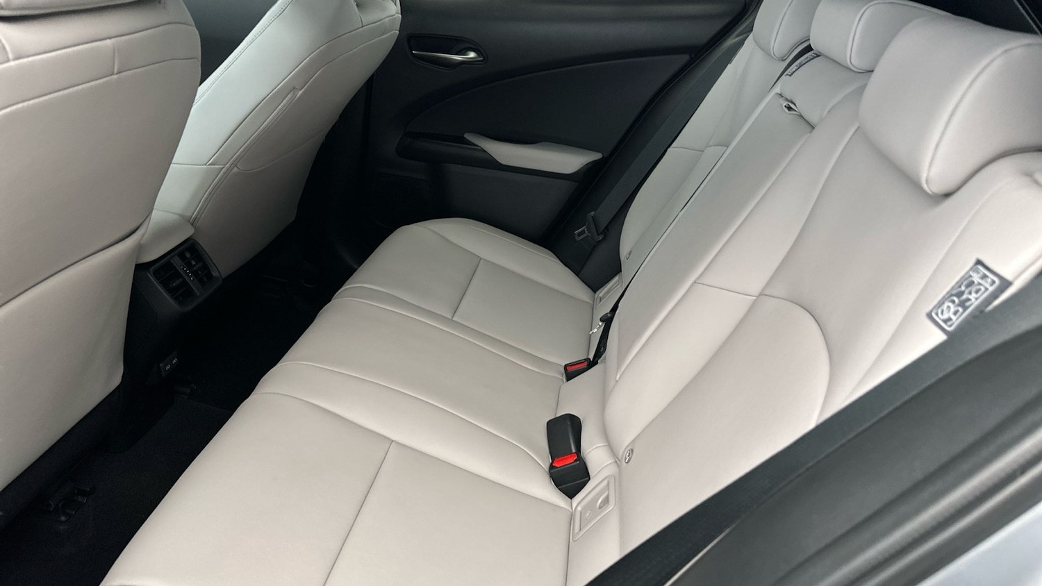 Used Lexus UX 2023 for sale - 76941166: Photo 17