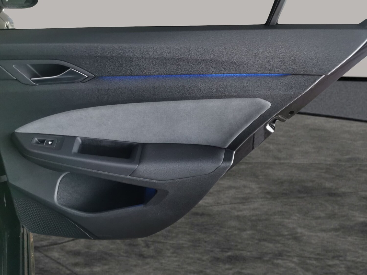 Used Volkswagen Golf 2021 for sale - 77676080: Photo 32