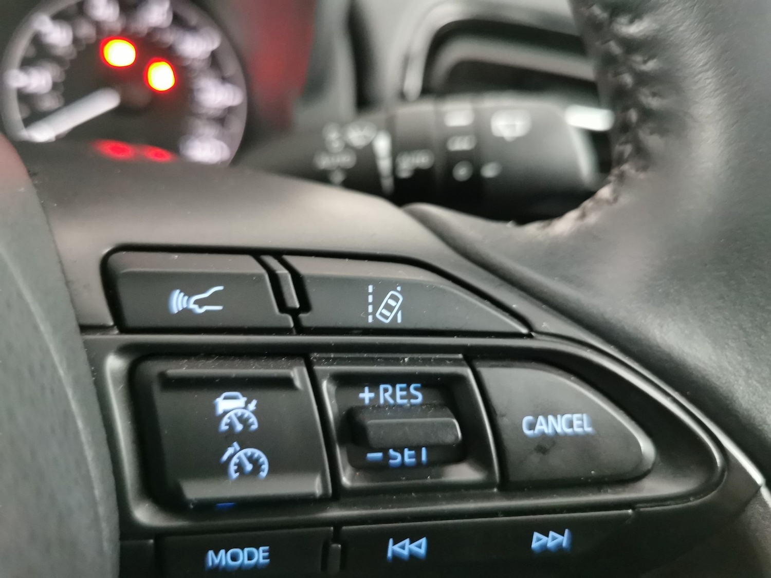 Used Toyota Yaris 2022 for sale - 76751630: Photo 18