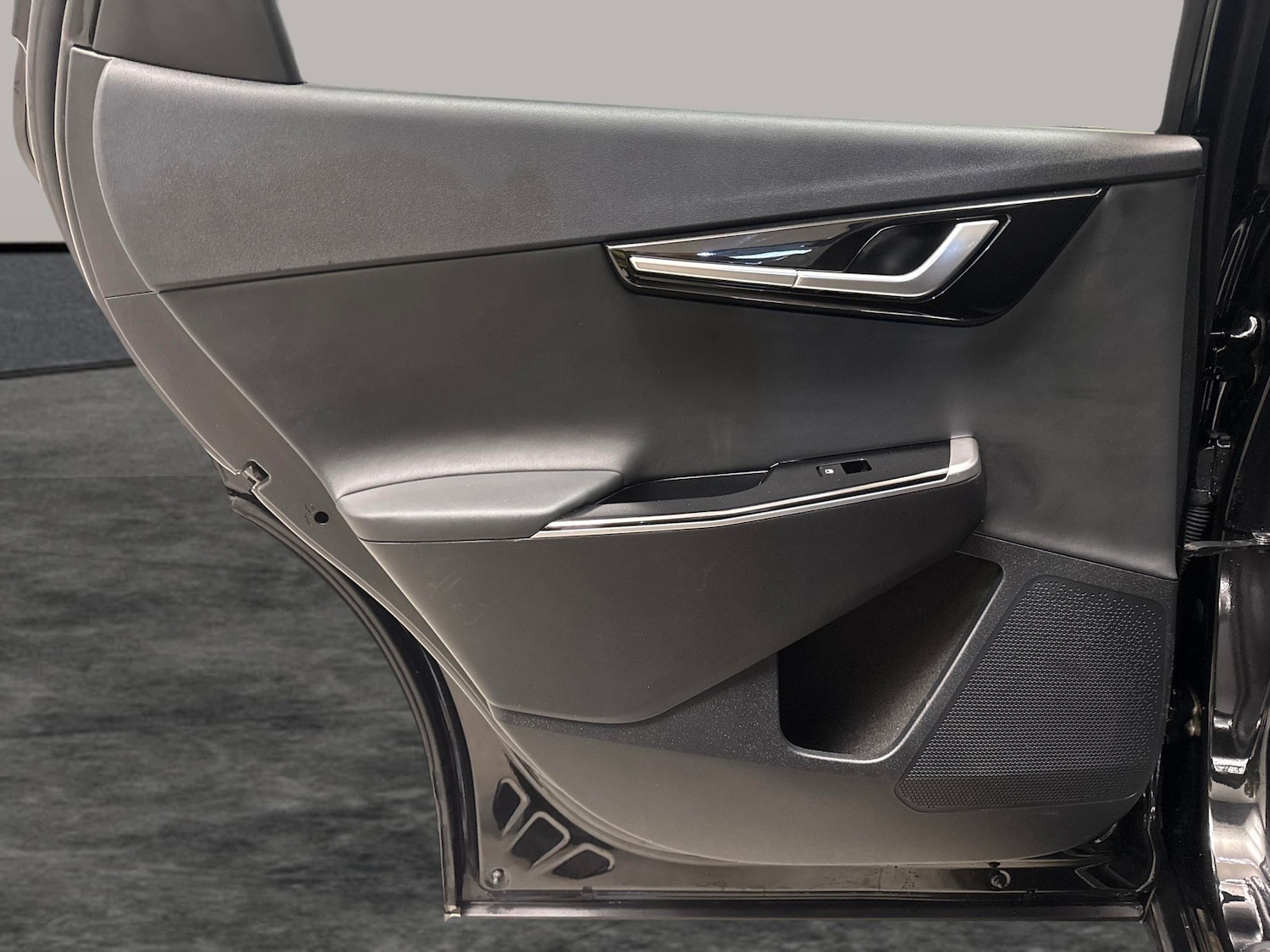 Used Kia EV6 2023 for sale - 78028352: Photo 27