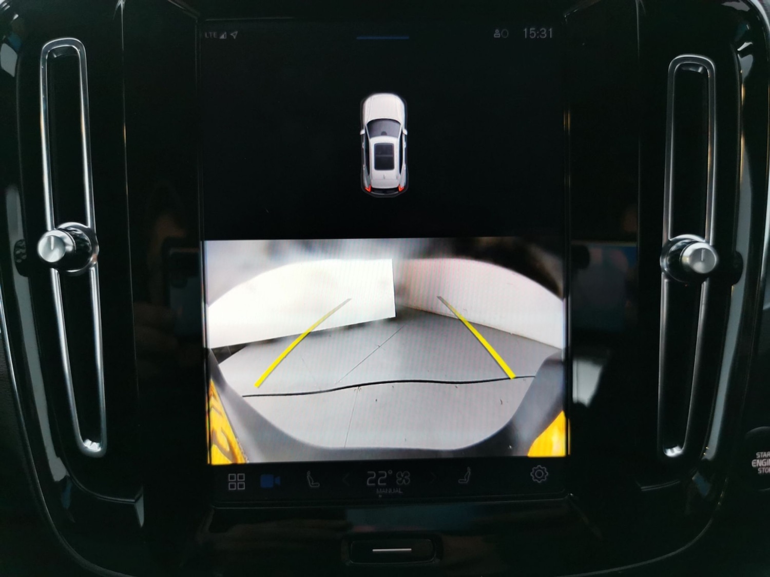 Used Volvo XC40 2024 for sale - 77100628: Photo 17