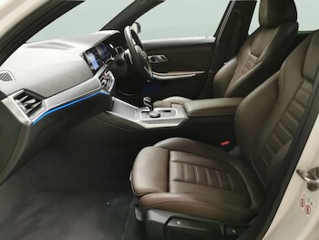 Used BMW 3 Series 2021 for sale - 78780179: Photo