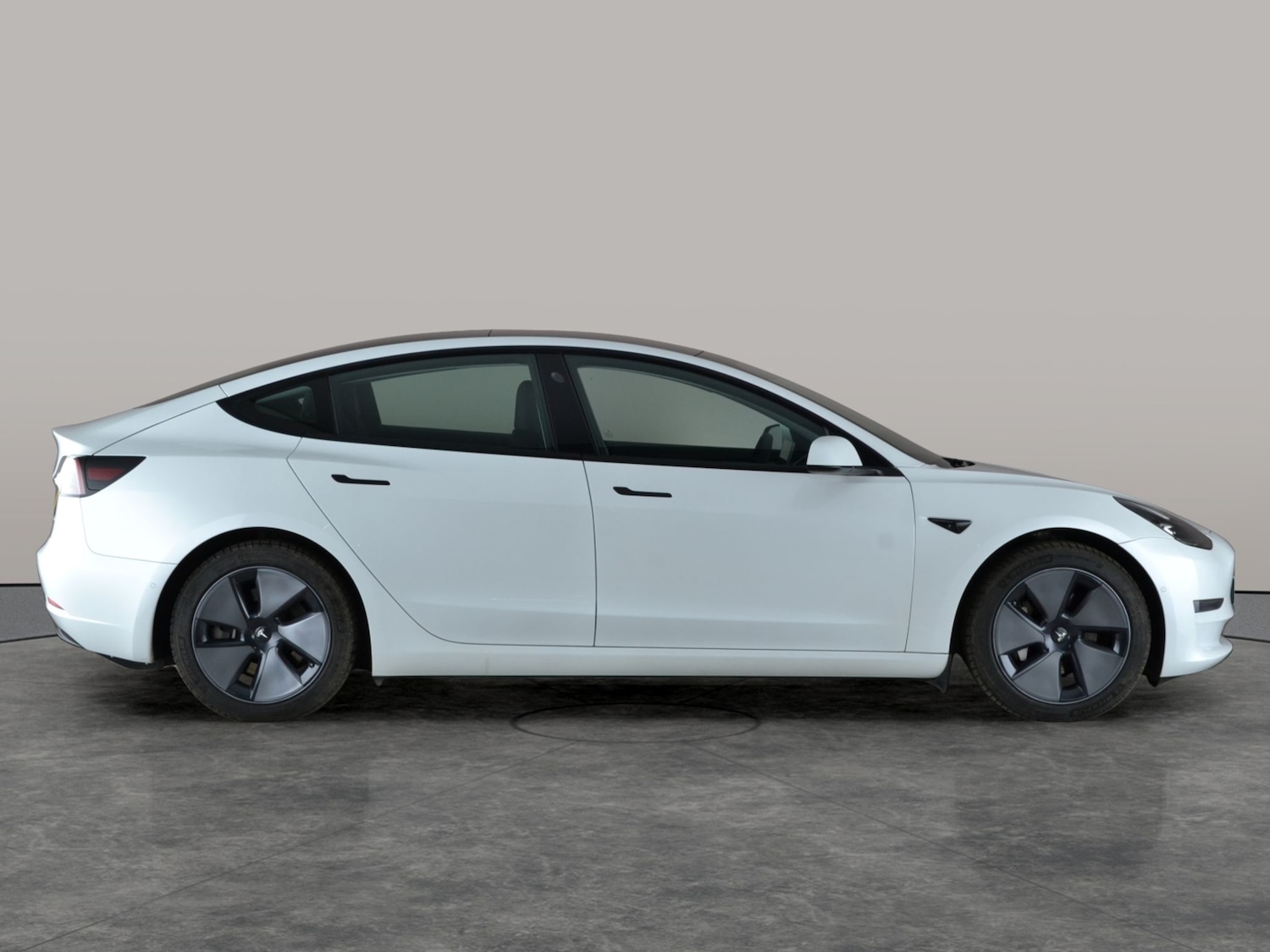Used Tesla Model 3 2021 for sale - 77076027: Photo 9