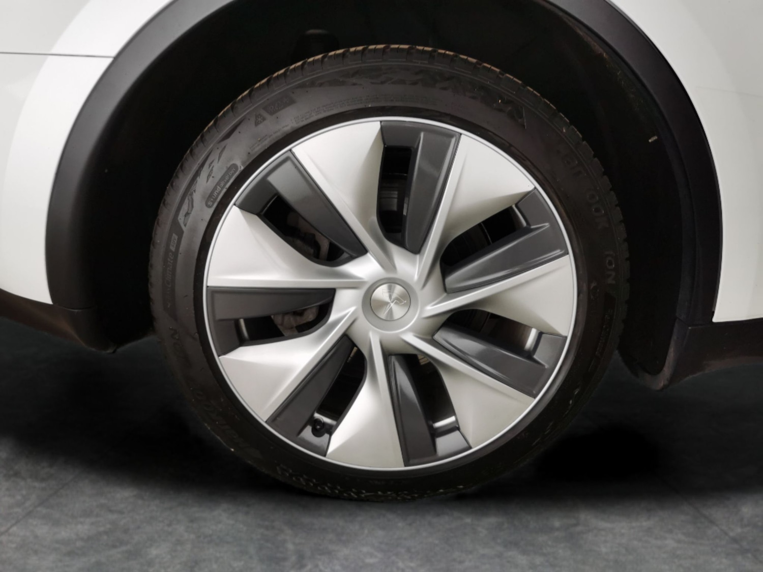 Used Tesla Model Y 2023 for sale - 78218576: Photo 22