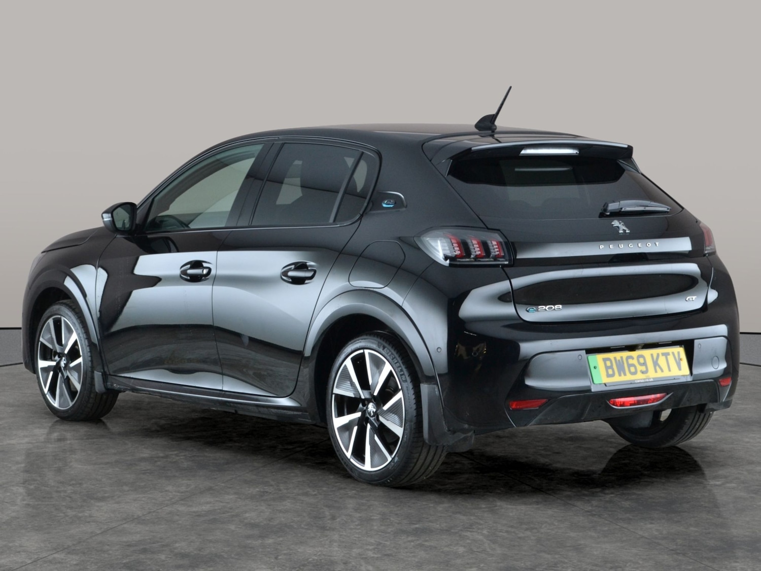 Used Peugeot 208 2020 for sale - 77569895: Photo 12