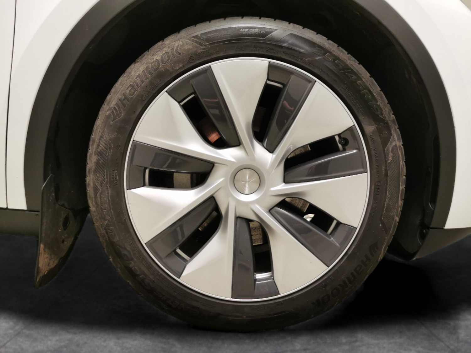 Used Tesla Model Y 2023 for sale - 76444627: Photo 34