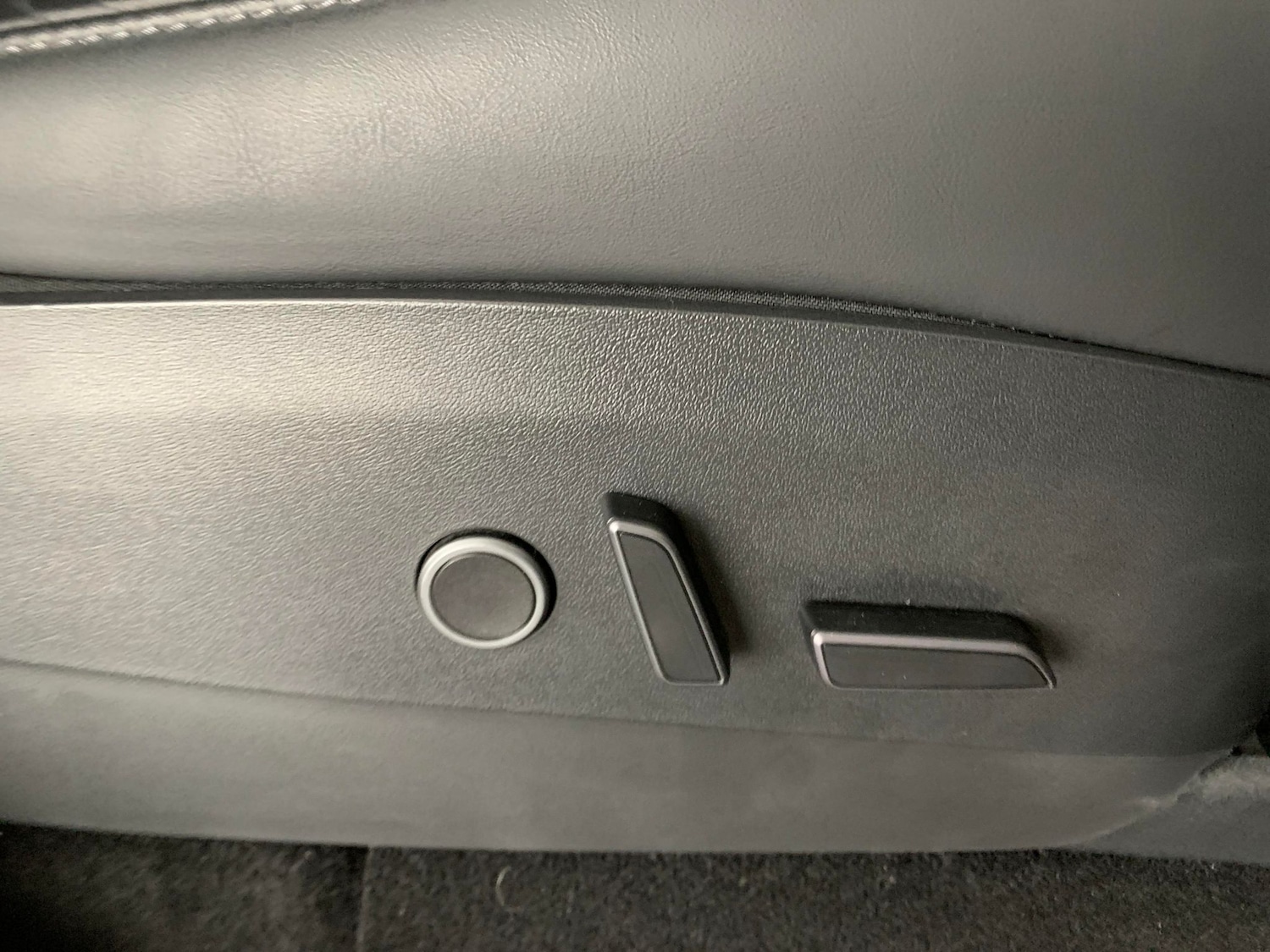 Used Tesla Model Y 2022 for sale - 77125560: Photo 25