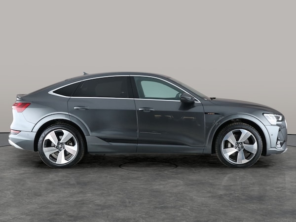 Used Audi e-tron 2022 for sale - 76318965: Photo 14