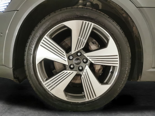 Used Audi e-tron 2022 for sale - 76318965: Photo 32