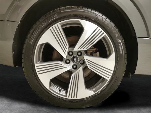 Used Audi e-tron 2022 for sale - 76318965: Photo 34