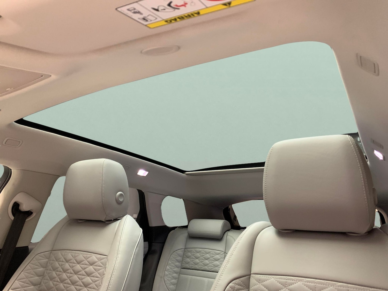 Used Land Rover Range Rover Evoque 2022 for sale - 76762996: Photo 5