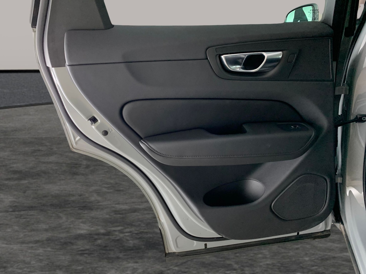 Used Volvo XC60 2024 for sale - 78063684: Photo 32