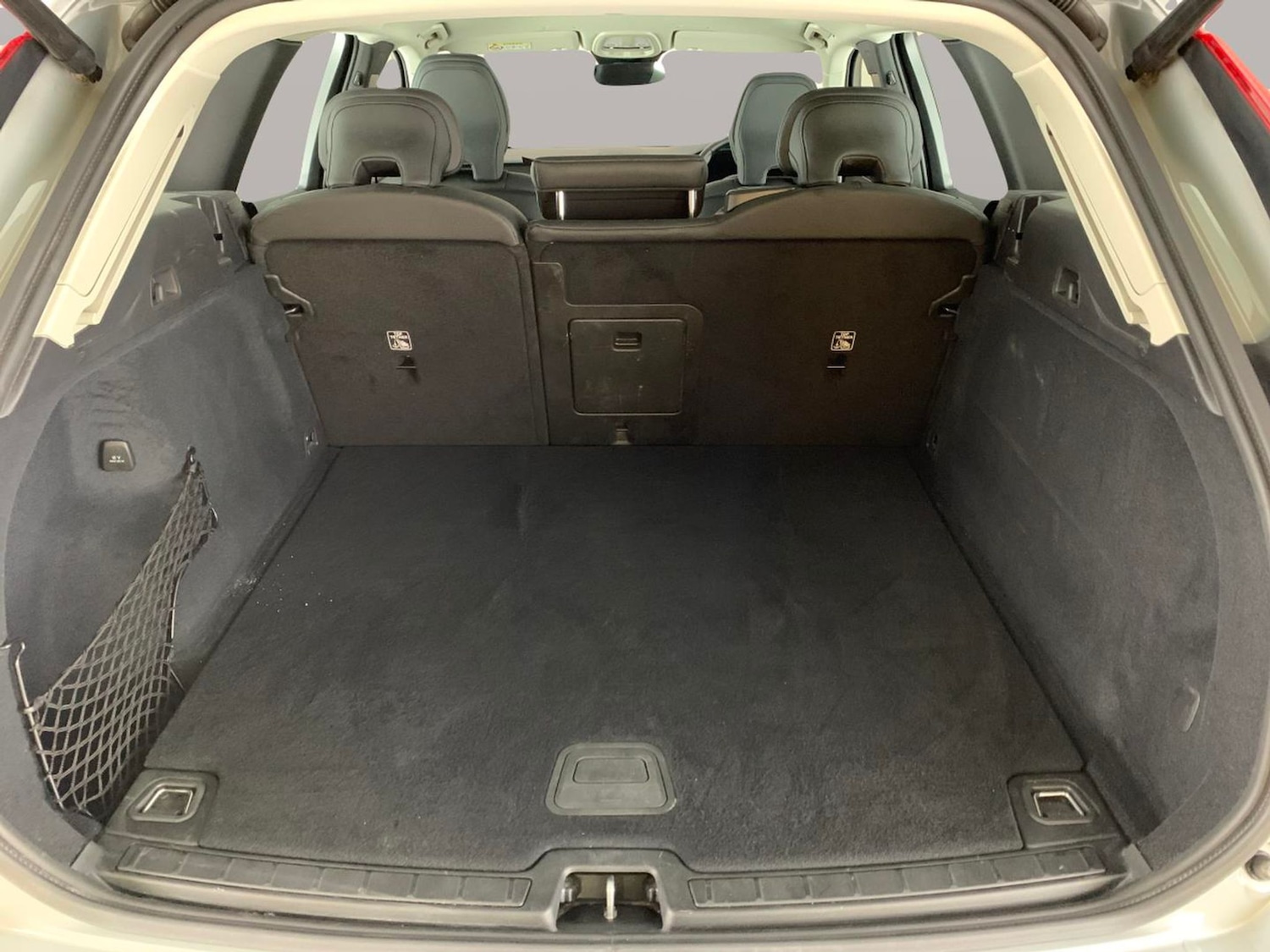 Used Volvo XC60 2024 for sale - 78063684: Photo 37