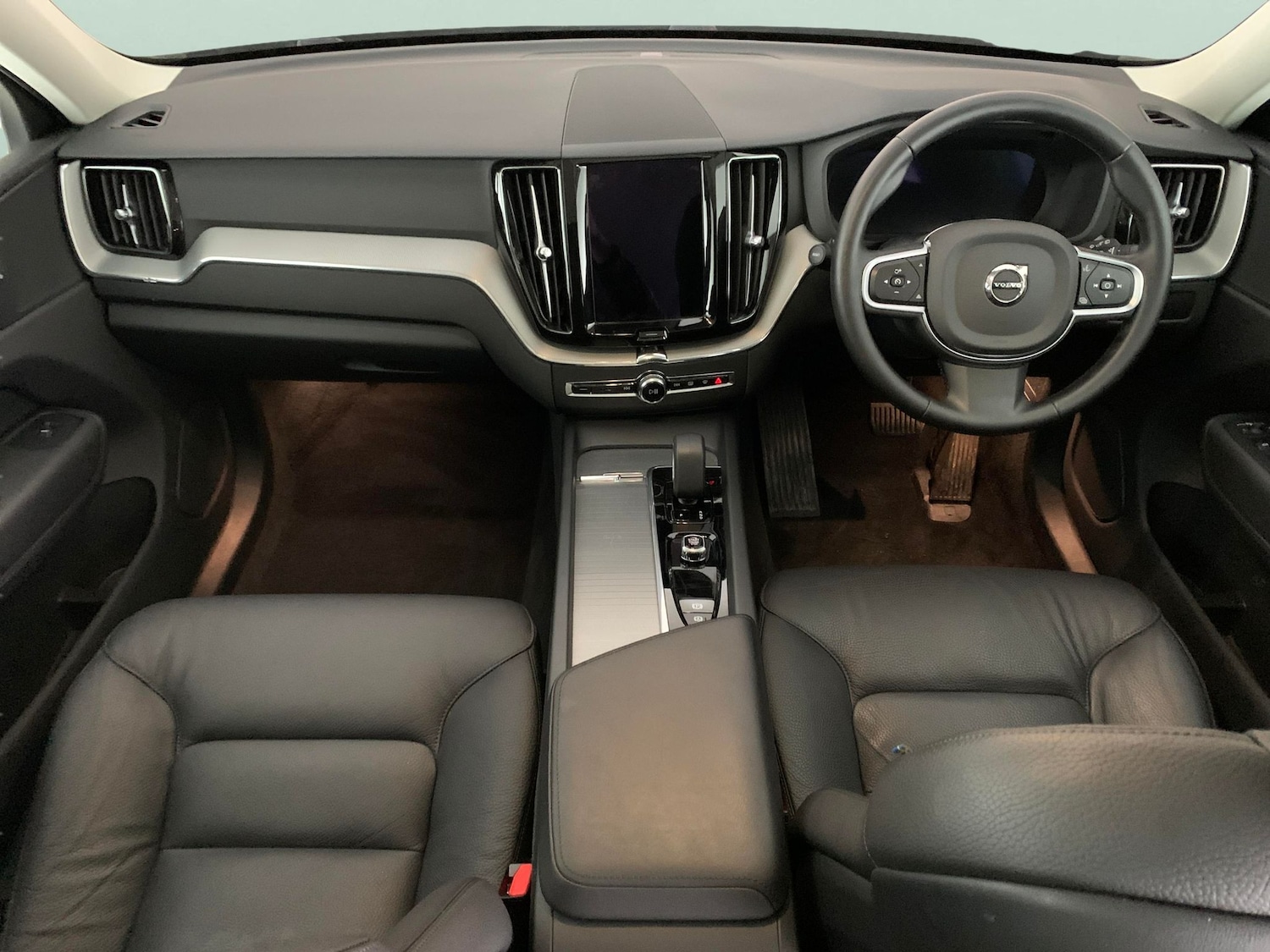 Used Volvo XC60 2024 for sale - 78063684: Photo 8