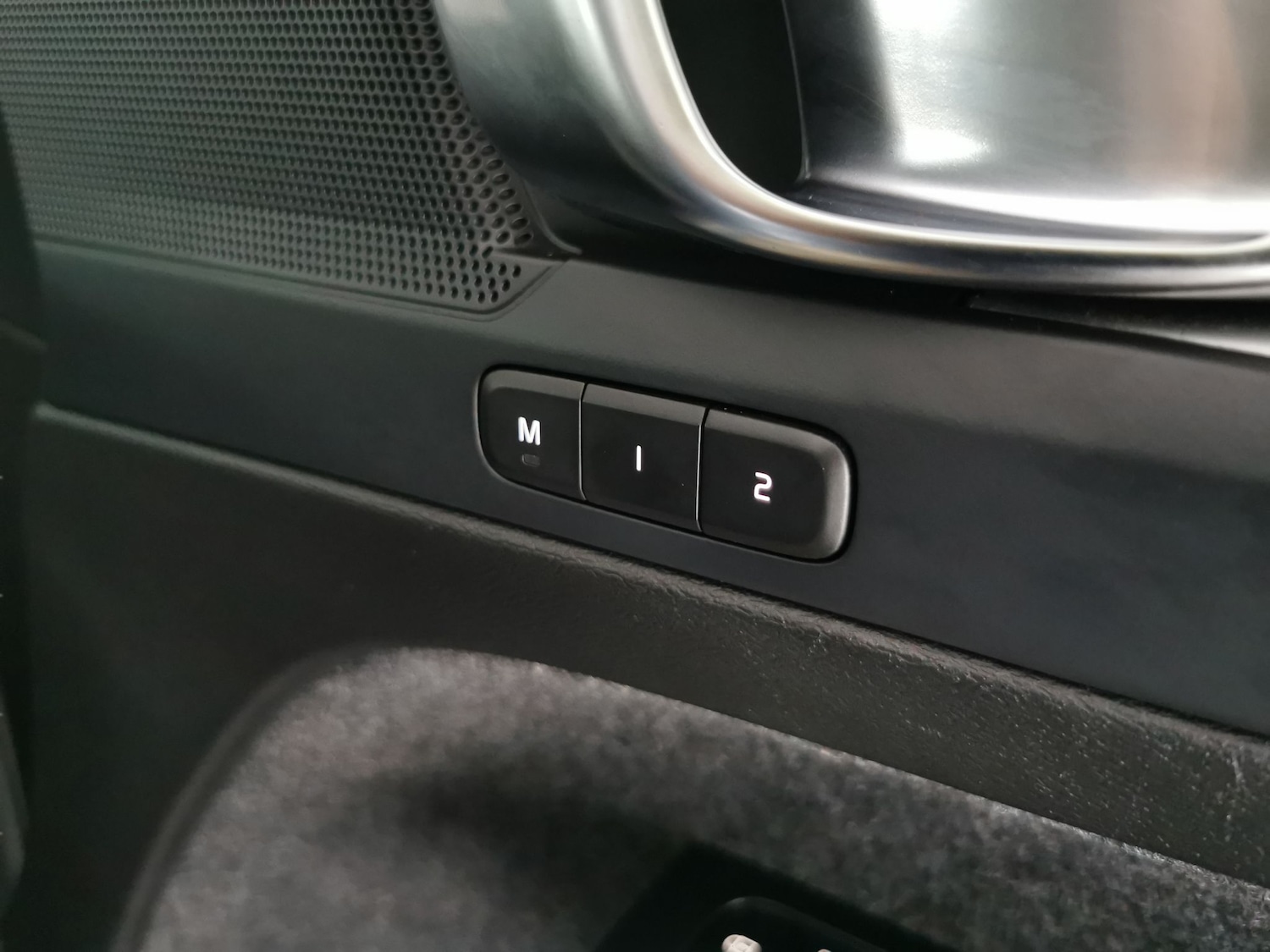 Used Volvo XC40 2022 for sale - 77286041: Photo 15