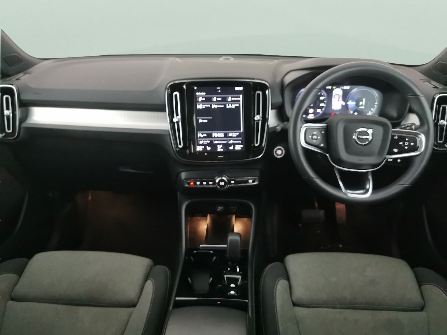 Used Volvo XC40 2022 for sale - 77286041: Photo 6