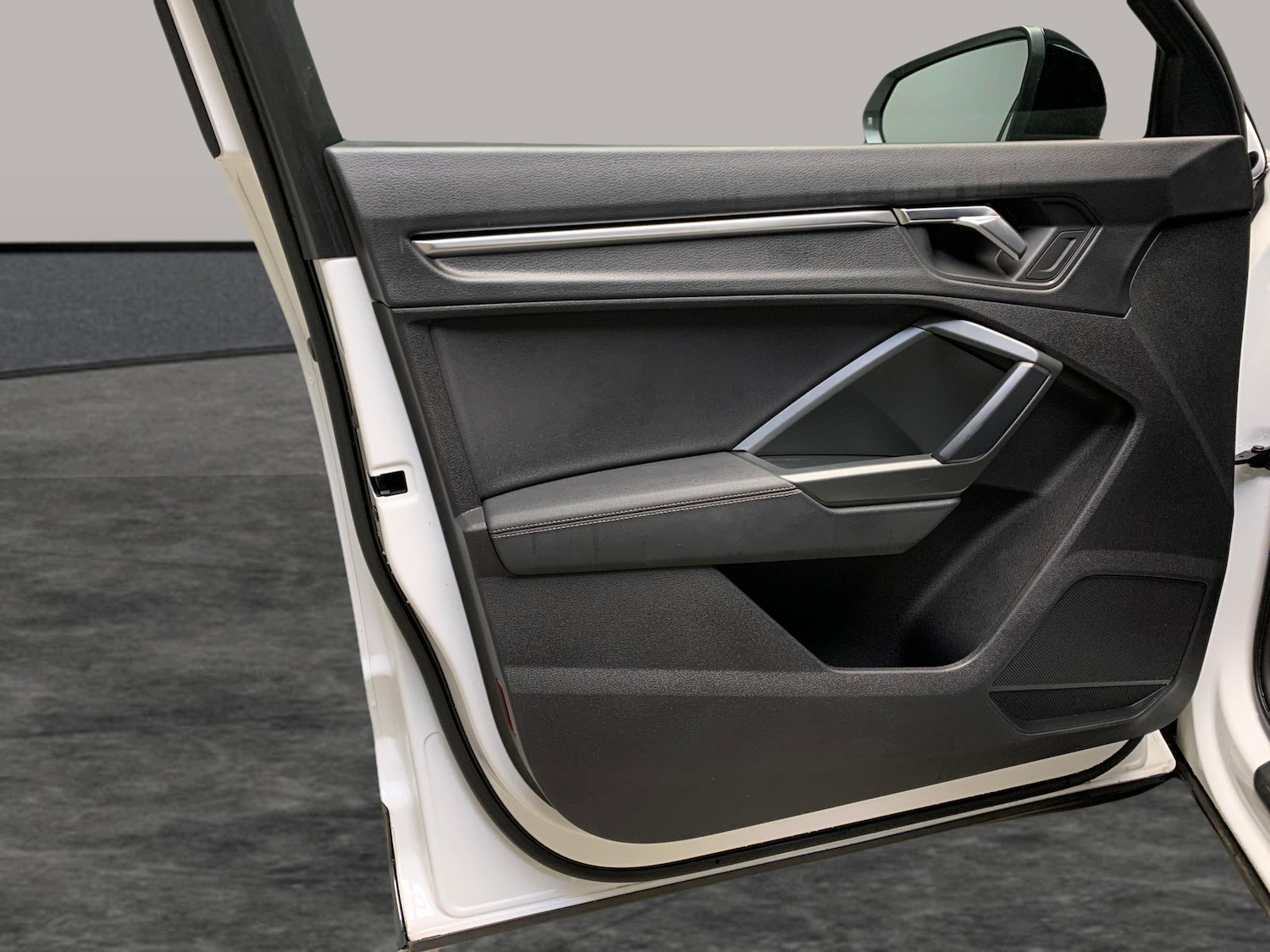 Used Audi Q3 2021 for sale - 76442207: Photo 33