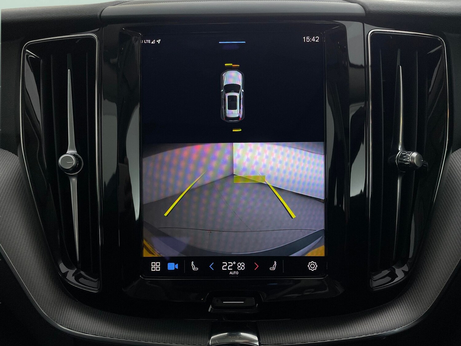 Used Volvo XC60 2022 for sale - 77591726: Photo 6