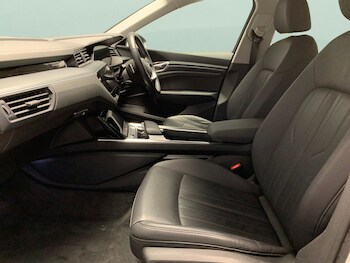 Used Audi e-tron 2021 for sale - 76935205: Photo