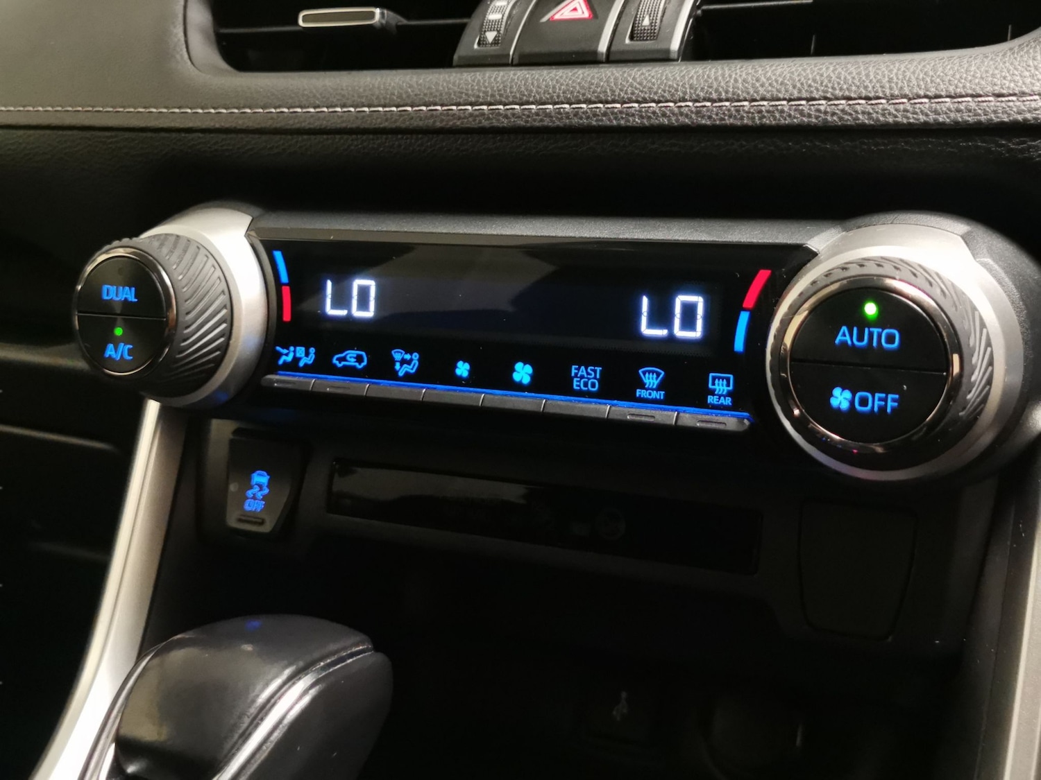 Used Toyota RAV4 2021 for sale - 77703044: Photo 16