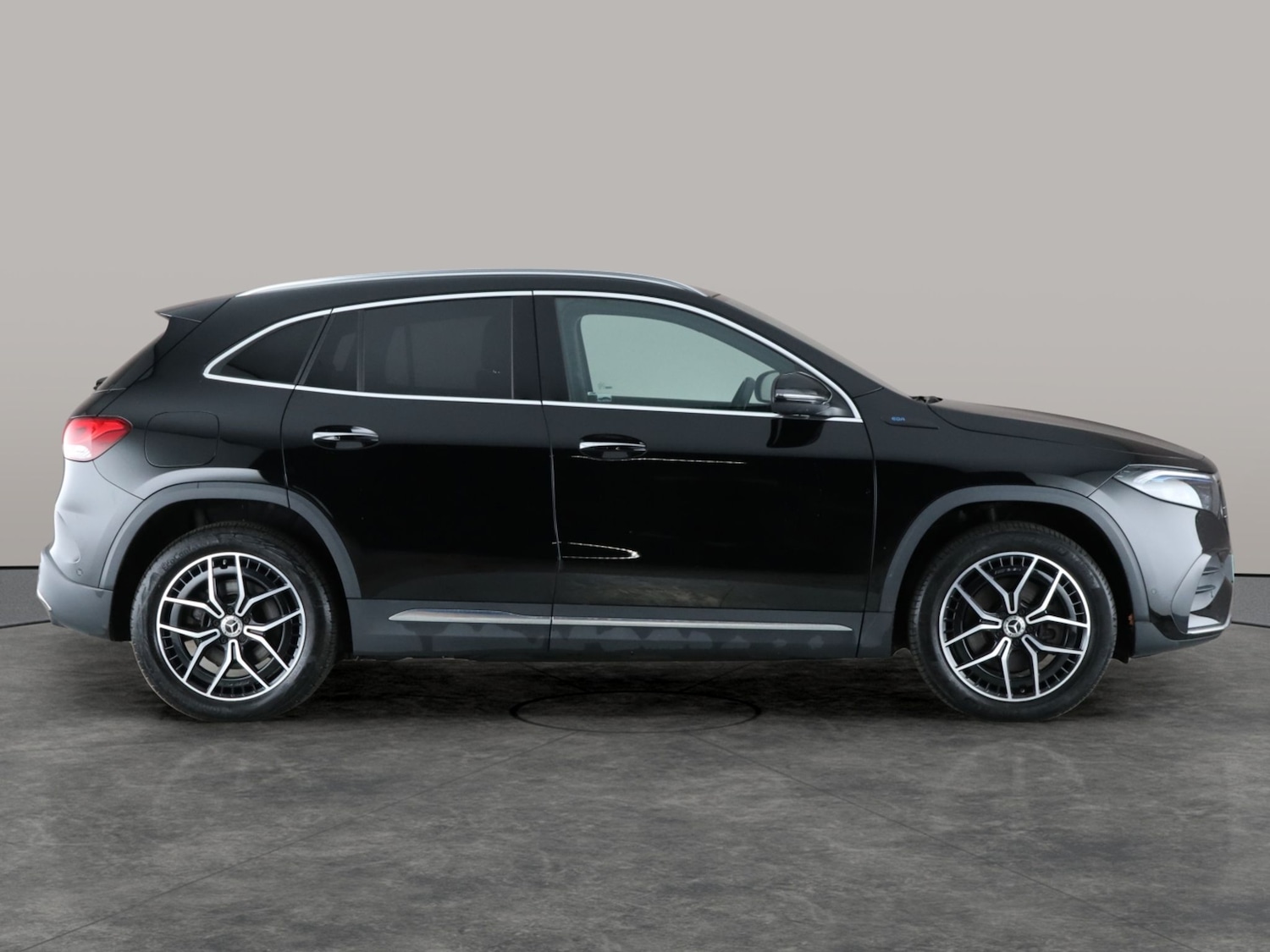 Used Mercedes-Benz EQA 2022 for sale - 76969534: Photo 9