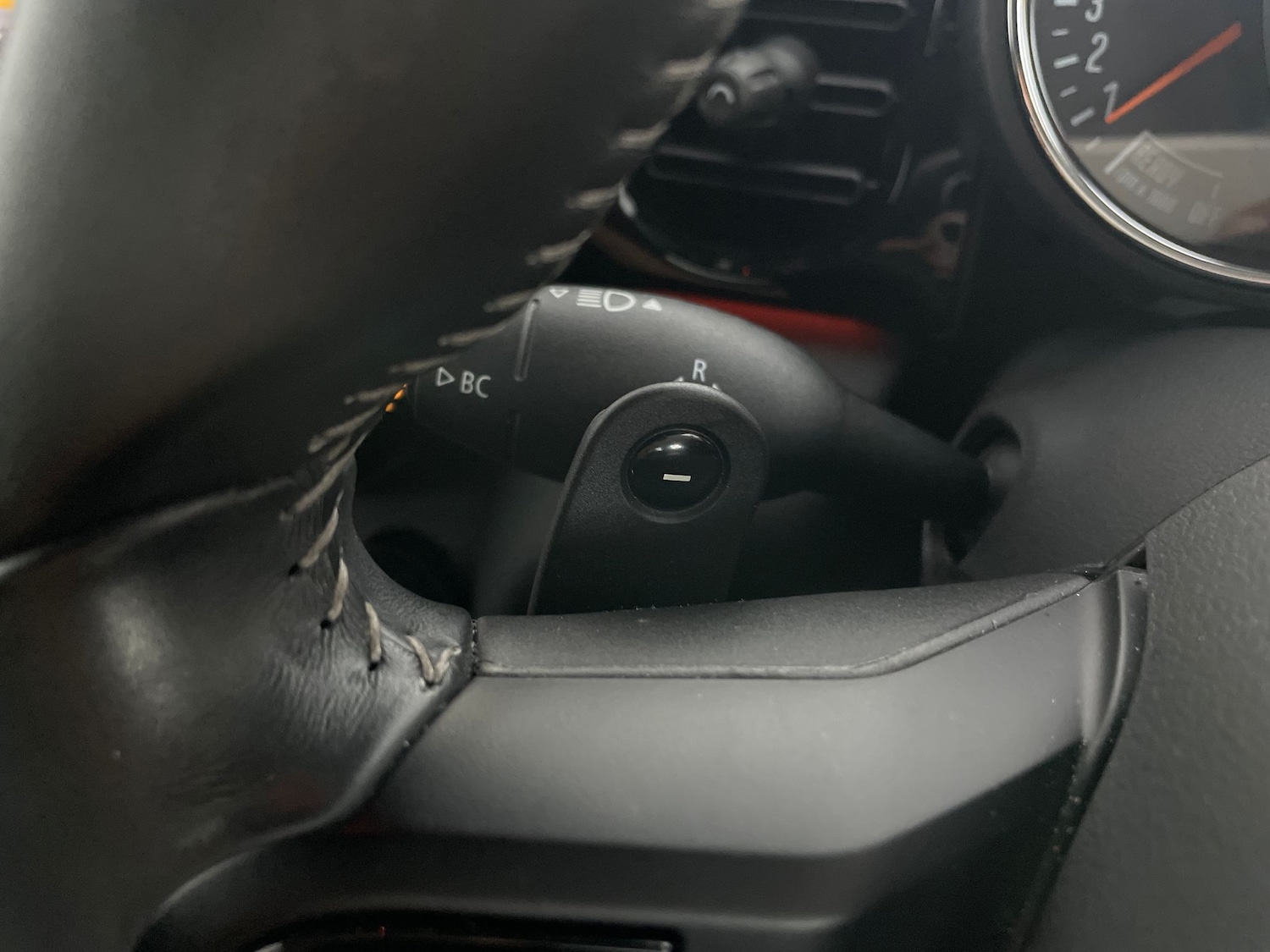 Used MINI Hatch 2021 for sale - 76342345: Photo 22