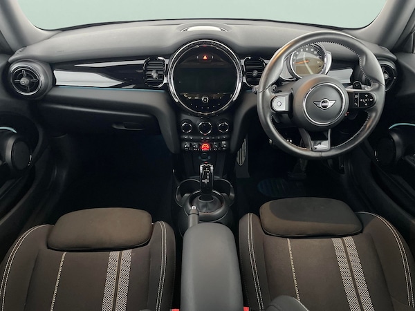 Used MINI Hatch 2021 for sale - 76342345: Photo 8