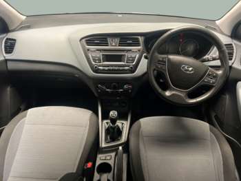 Used Hyundai i20 2016 for sale - 74948736: Photo