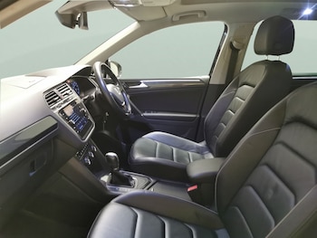 Used Volkswagen Tiguan 2018 for sale - 79064205: Photo