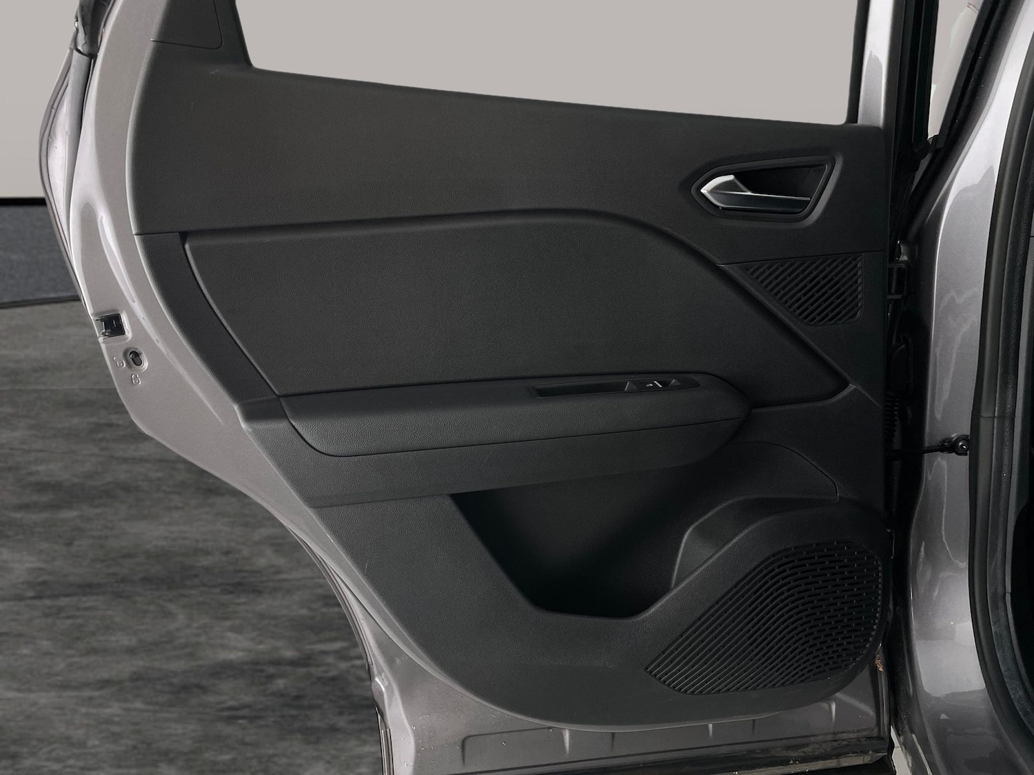 Used Renault Captur 2023 for sale - 78025511: Photo 29