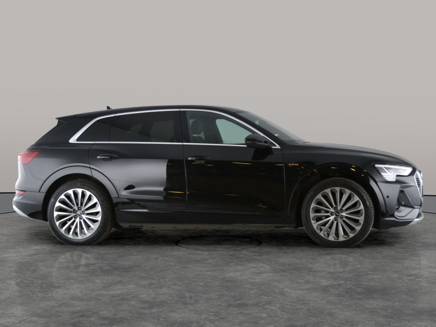 Used Audi e-tron 2020 for sale - 77526533: Photo 12