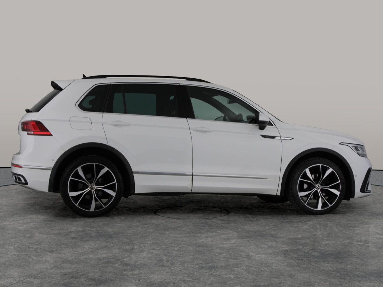 Used Volkswagen Tiguan 2022 for sale - 77160975: Photo 9