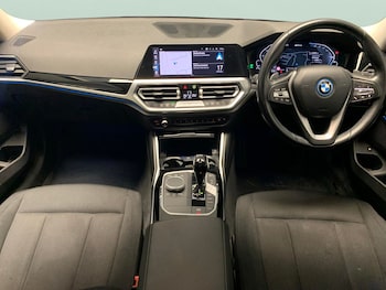 Used BMW 3 Series 2022 for sale - 77804228: Photo