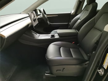 Used Tesla Model Y 2022 for sale - 76935144: Photo