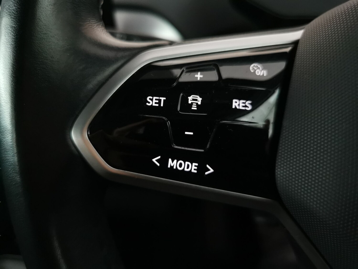 Used Volkswagen ID.4 2022 for sale - 77367440: Photo 17