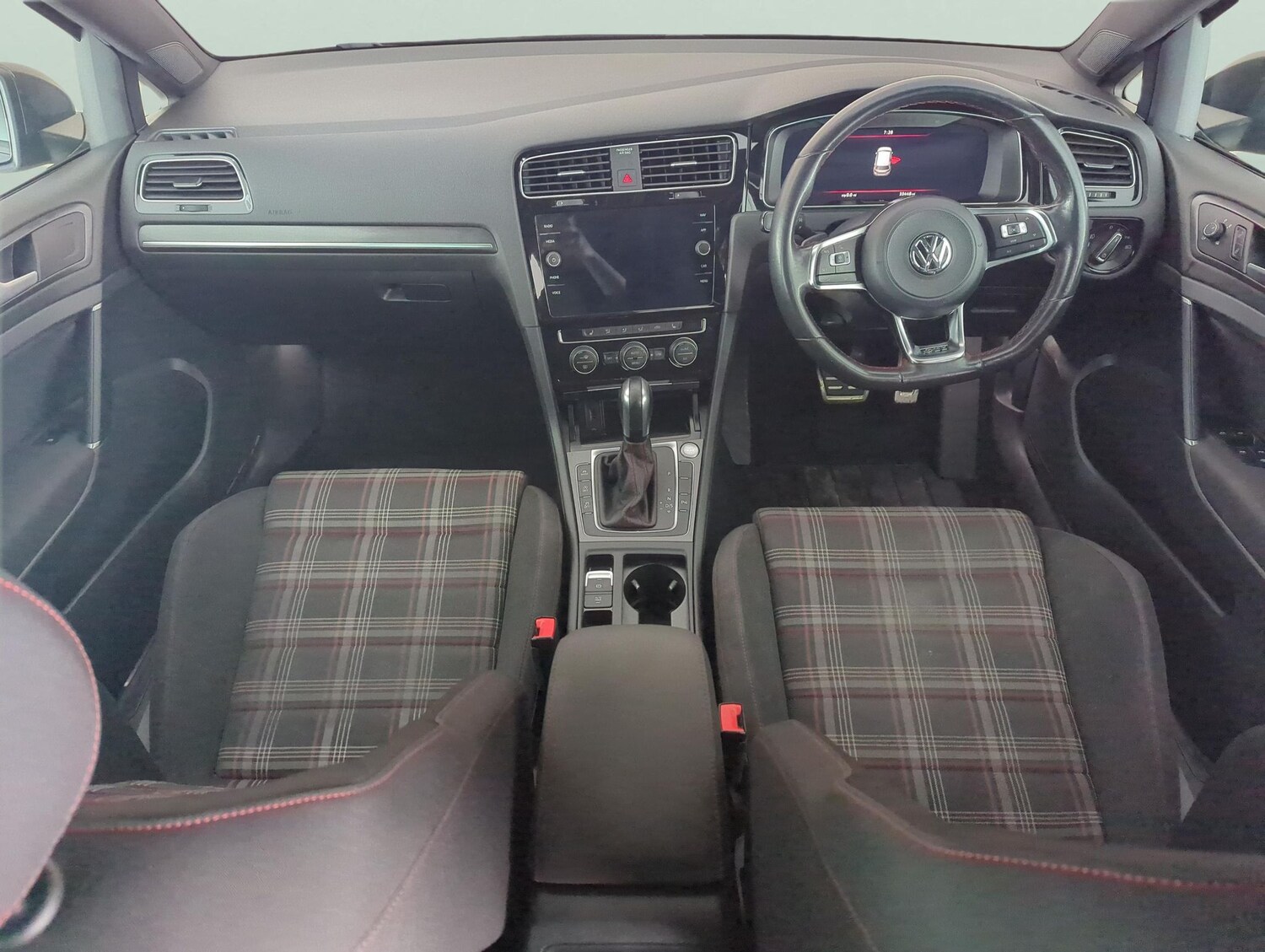 Used Volkswagen Golf 2020 for sale - 77960529: Photo 6