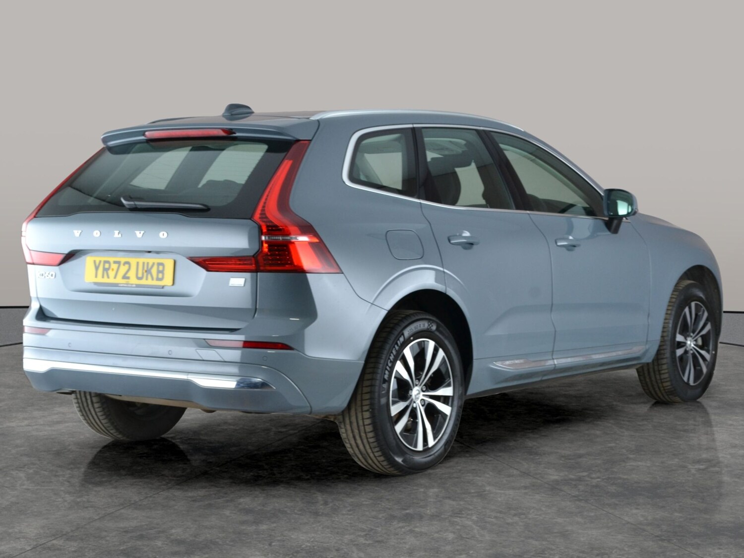 Used Volvo XC60 2022 for sale - 77462236: Photo 11