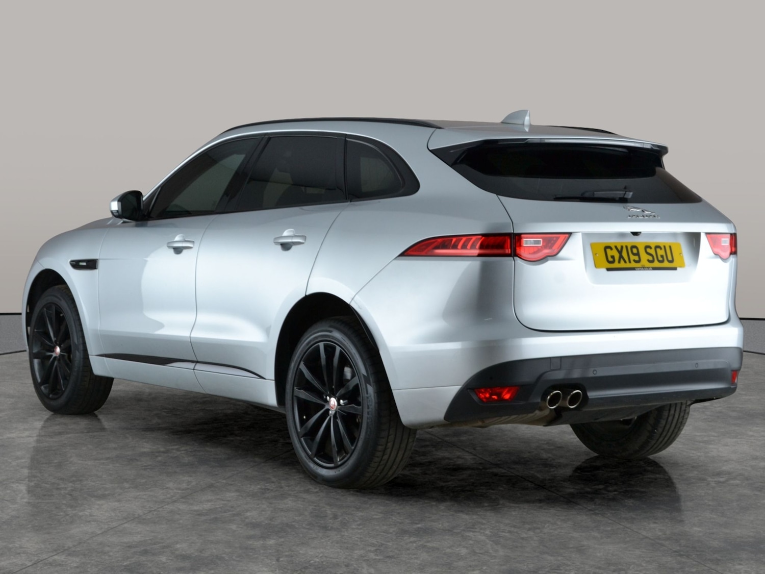 Used Jaguar F-Pace 2019 for sale - 77232670: Photo 13