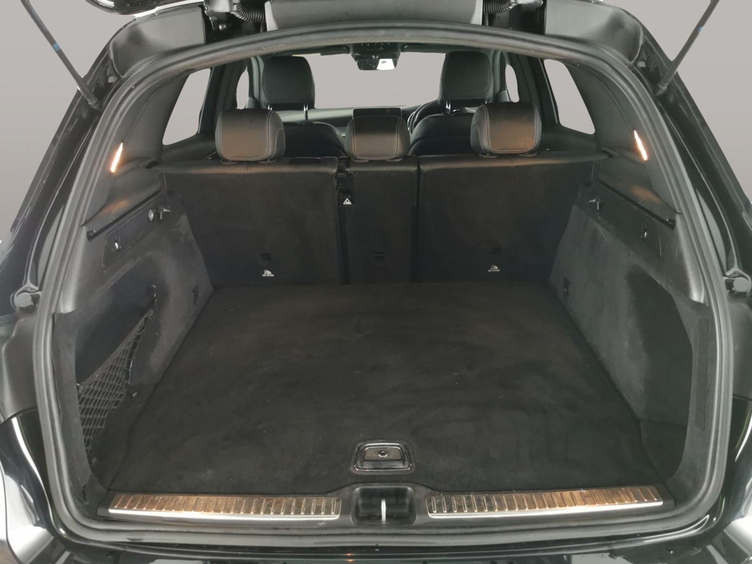 Used Mercedes-Benz GLC 2020 for sale - 77255912: Photo 36