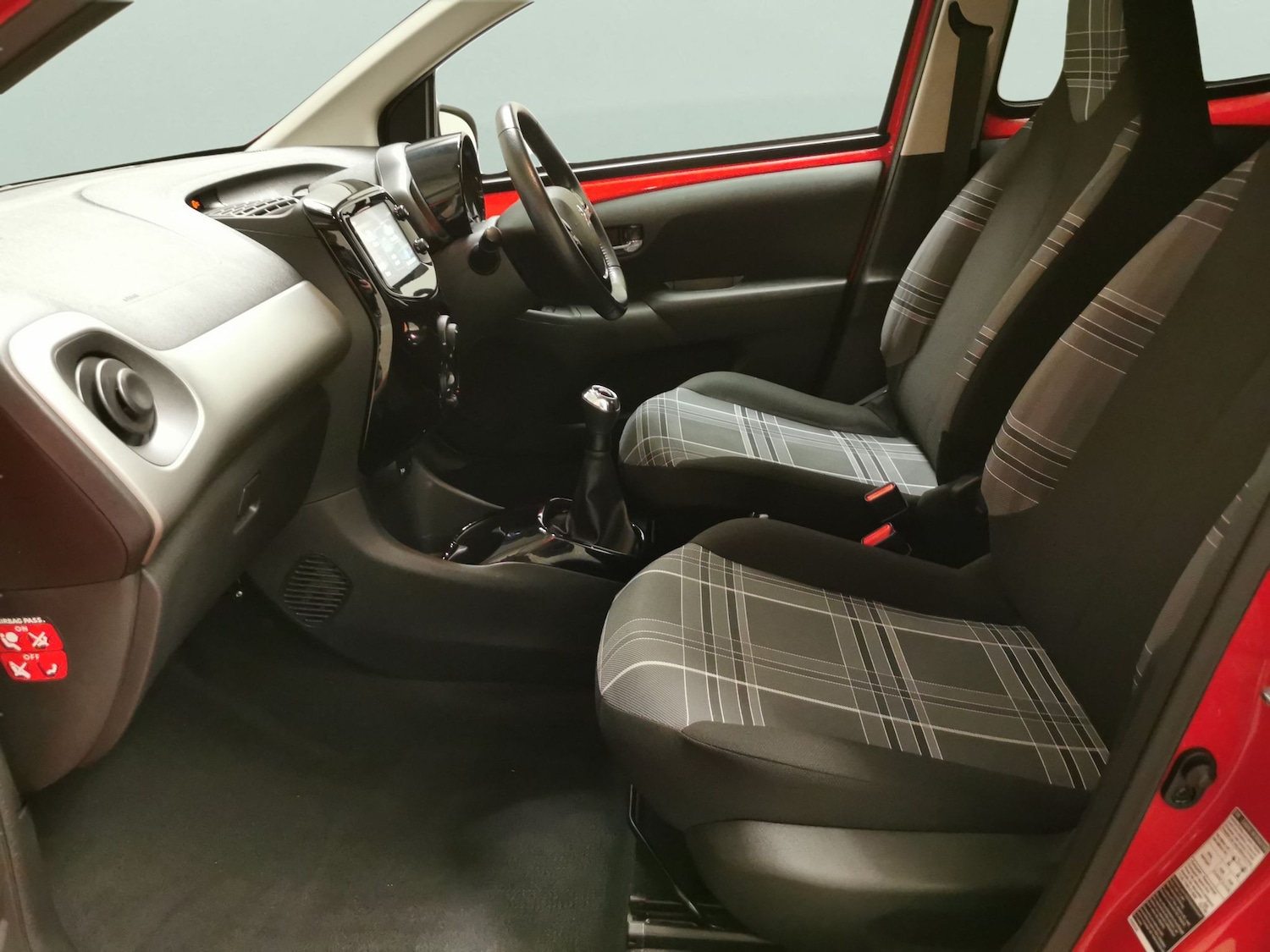 Used Peugeot 108 2017 for sale - 77505484: Photo 4