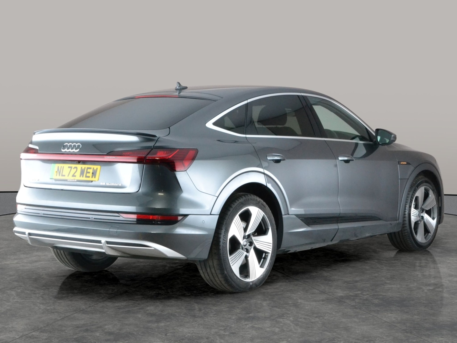 Used Audi e-tron 2022 for sale - 77136683: Photo 11